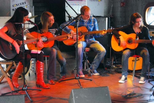 Cours de guitare de l'Académie du 13ème - Paris Cours de guitare de l'Académie du 13ème - Paris